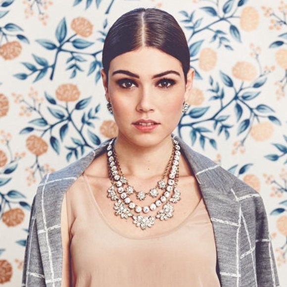 NEW Chloe + Isabel Mirabelle Collar Necklace - Picture 2 of 5